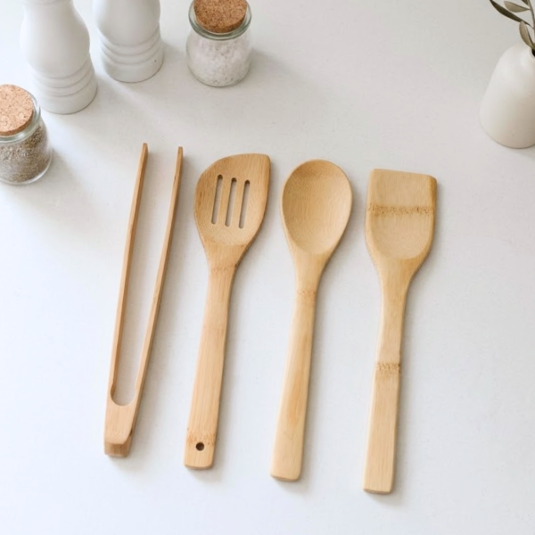 Producto - Set de 4 utensillos de bambu