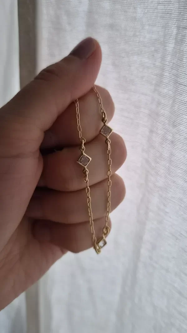 Producto - Pulsera rombos cubic blanco enchapado en oro