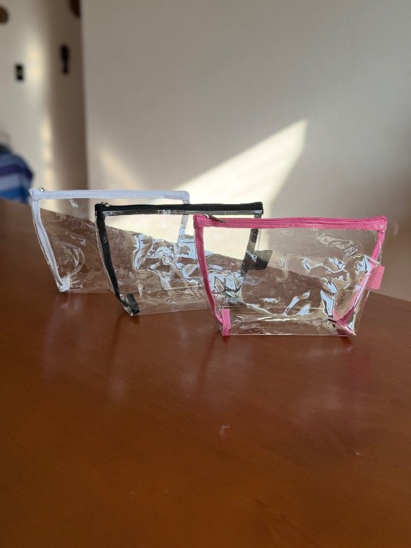 Producto - Neceser sobre transparente