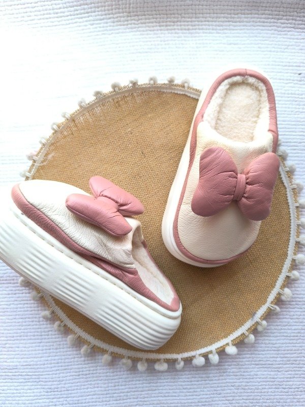 Producto - Pantuflas con Moño y piel por dentro