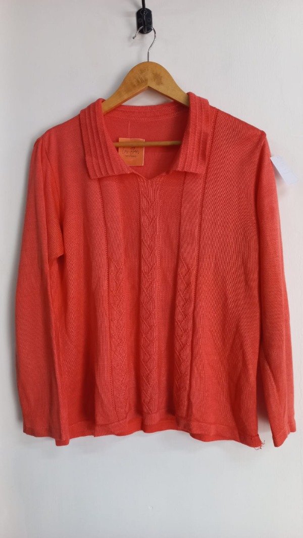 Producto - REMERA DE HILO CUELLO CHOMBA COLOR SALMON