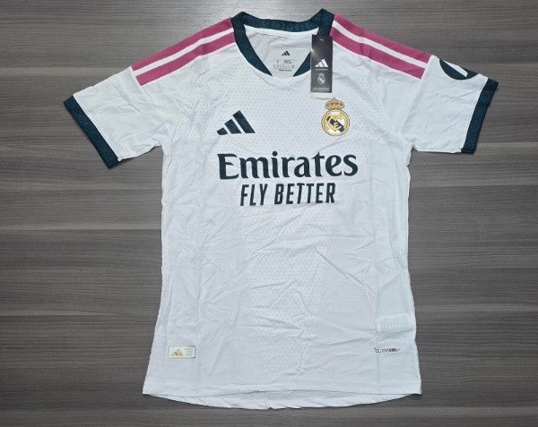 Producto - REAL MADRID TITULAR 2026 VERSION JUGADOR TALLES(M/ L/ XL/ XXL)