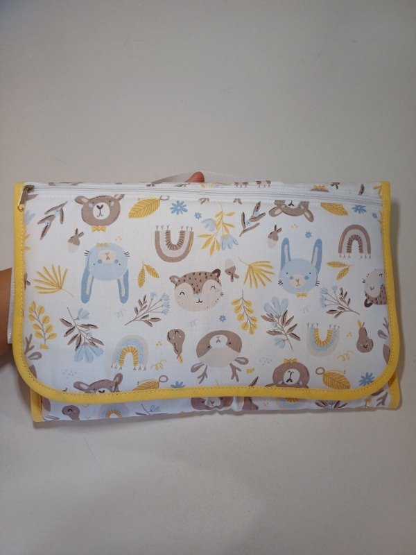 Producto - Cambiador neceser conejos Arcoiris beige