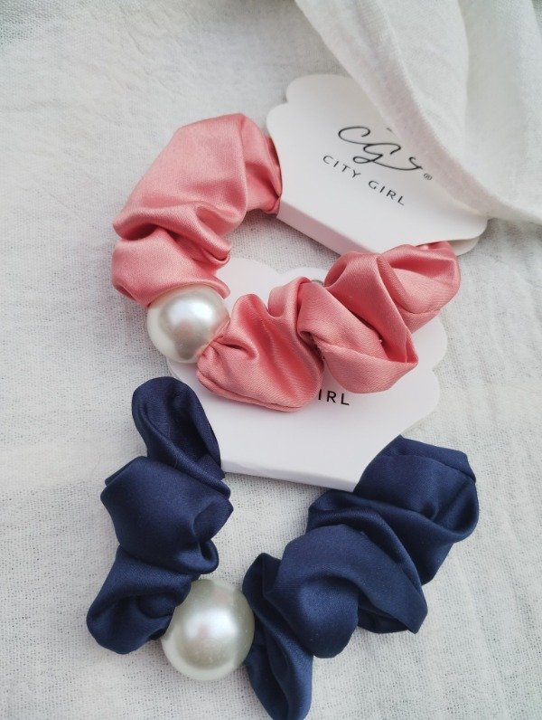 Producto - Scrunchies con perlas City Girl