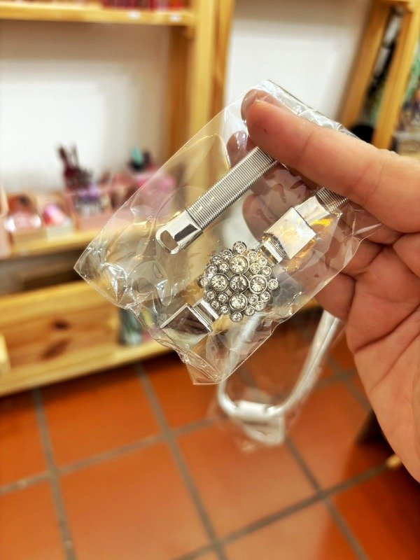 Producto - Cinto elastico plateado modelo 3