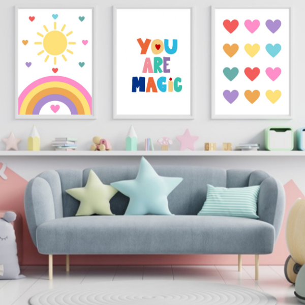 Producto - Set de 4 laminas para cuarto infantil - Corazones, sol, arcoíris - LAM-K14
