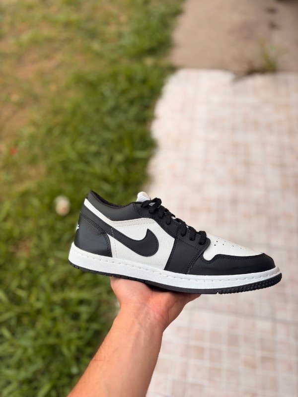 Producto - Nike low negras y blancas