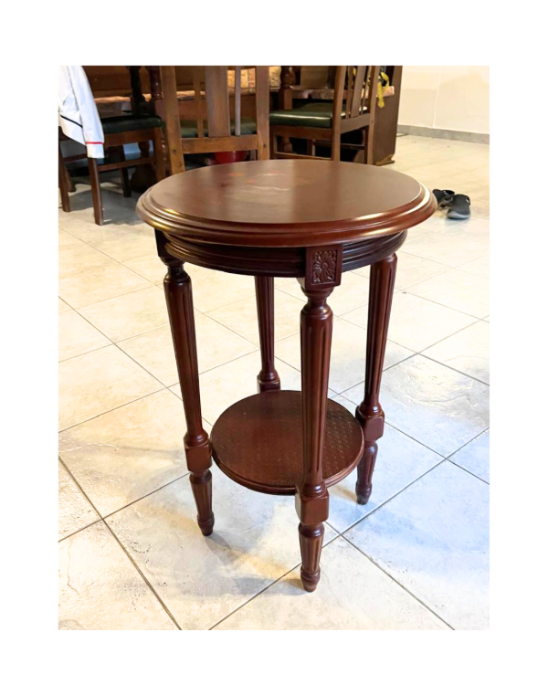 Producto - Mesita de arrime de madera	/ 63x40