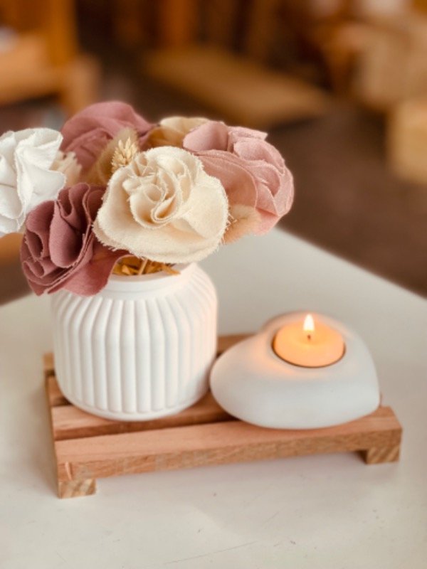 Producto - Porta vela corazón yeso