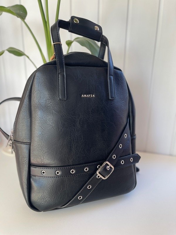 Producto - Mochila Amayra Tachitas Black