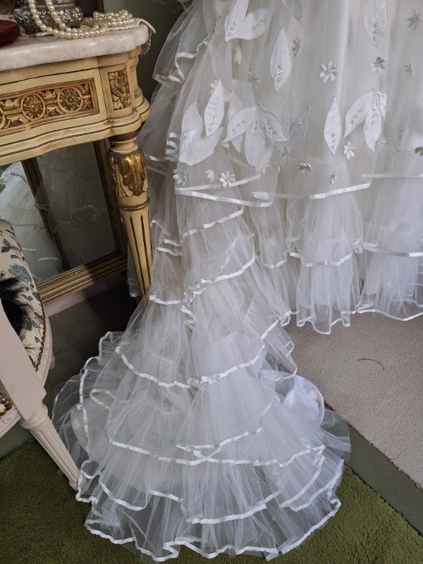 Producto - Vestido de Novia tul volados en capas con apliques - 5