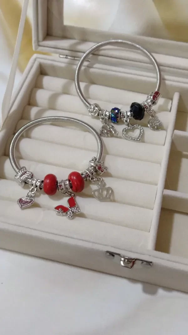 Producto - PULSERA MULTI CHARMS CERRADA