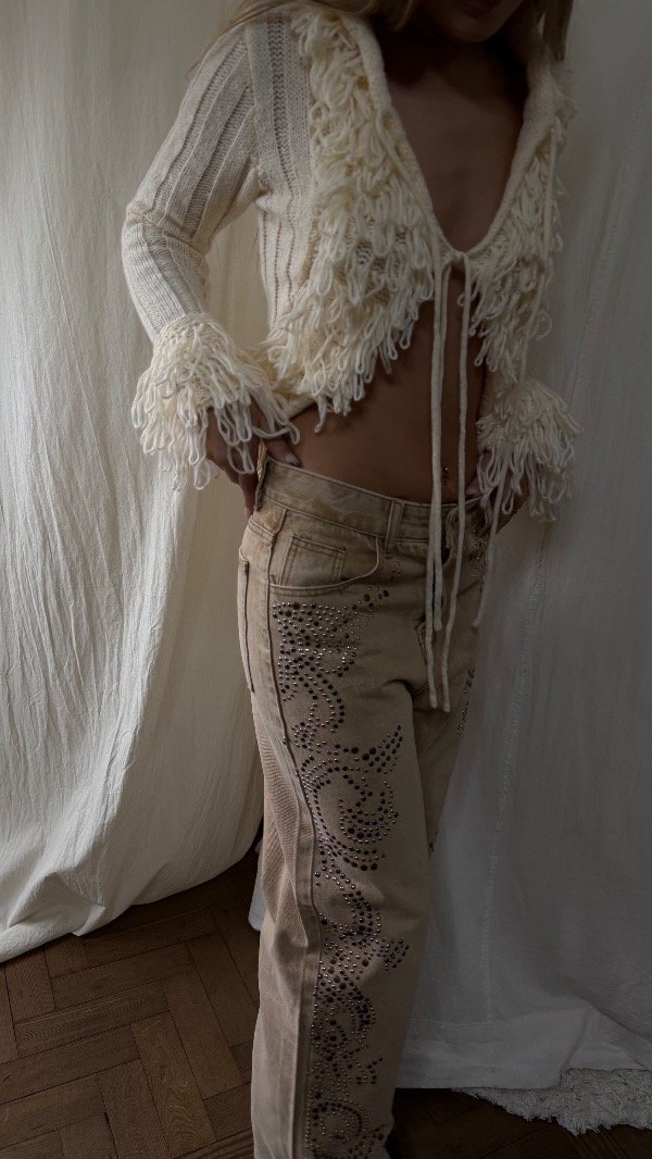 Producto - Pantalón gaspeado con tachas