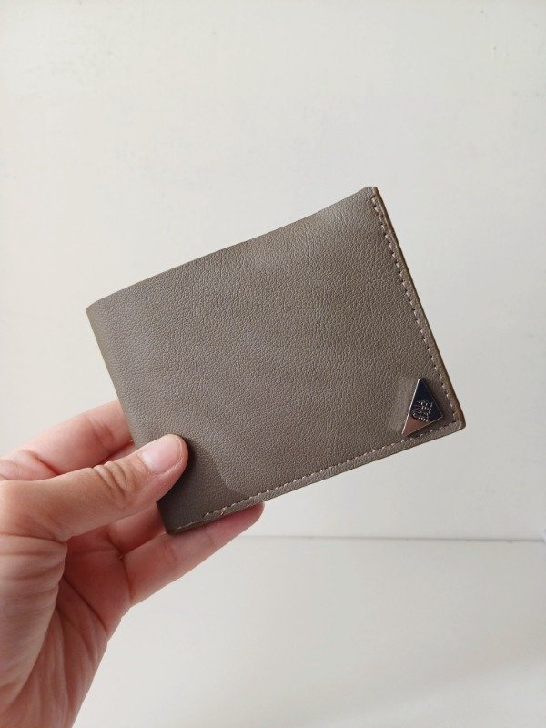 Producto - Billetera gris Ona Saez 3