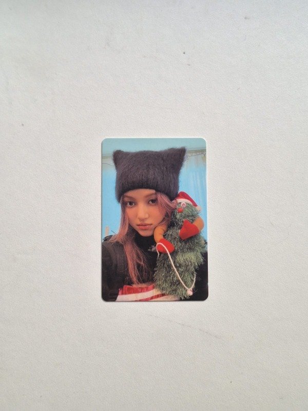 Producto - Danielle New Jeans "OMG" Message Card