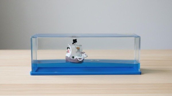 Producto - Barco Merry Rectangular con Liquido - One Piece - 14.5cm