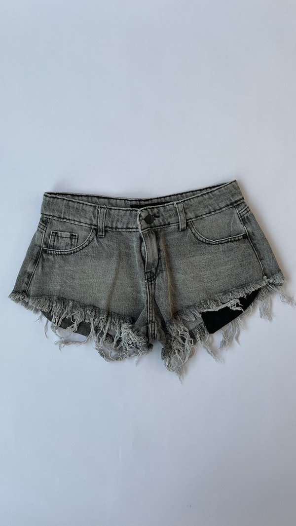 Producto - Short TIRO BAJO GREY