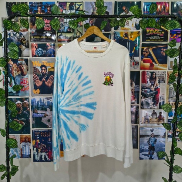 Producto - CREWNECK LEVIS