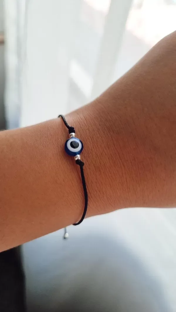 Producto - Pulsera hilo negro ojo turco y bolitas en plata 925 regulable