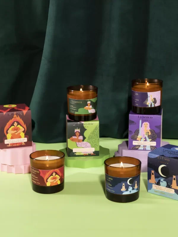 Producto - Vela La Justicia - Peonías e hibiscus - 1
