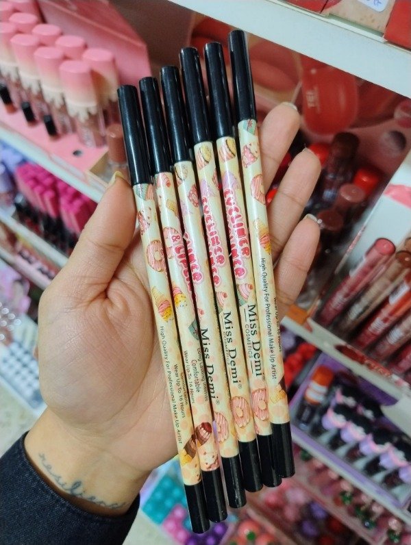 Producto - Delineador Lápiz Negro Miss Demi