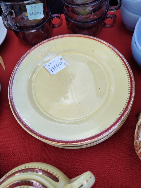 Producto - PLATOS POSTRE X 6 AMARILLO