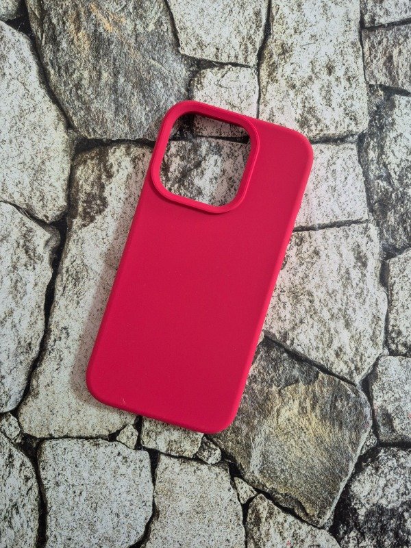Producto - Funda silicone case sin logo Iphone 15 Pro bordo