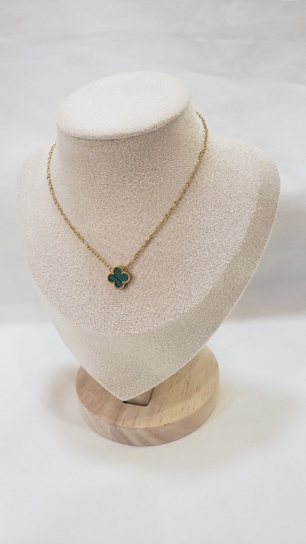 Producto - Conjunto trebol verde