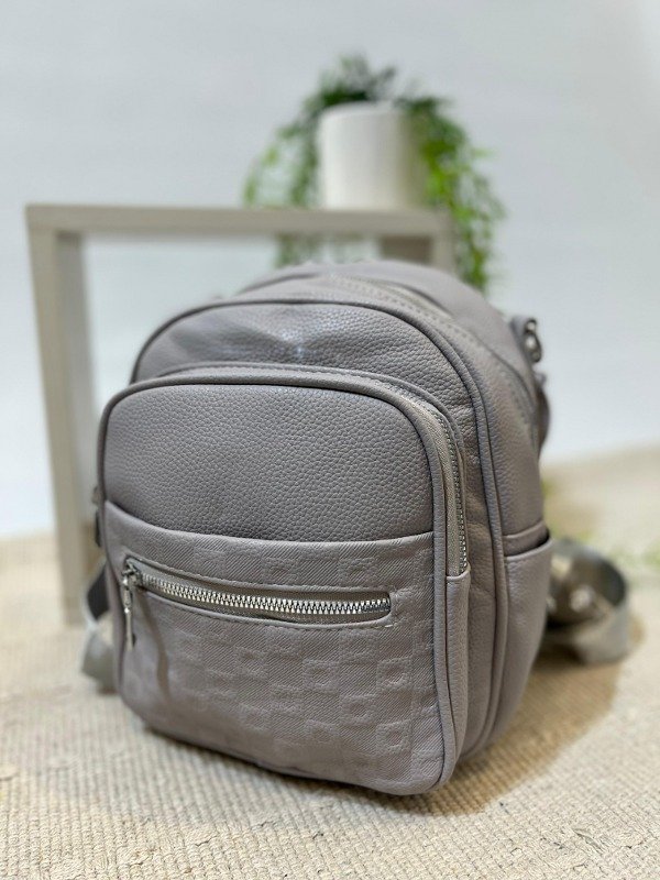 Producto - MOCHILA DONA LILA