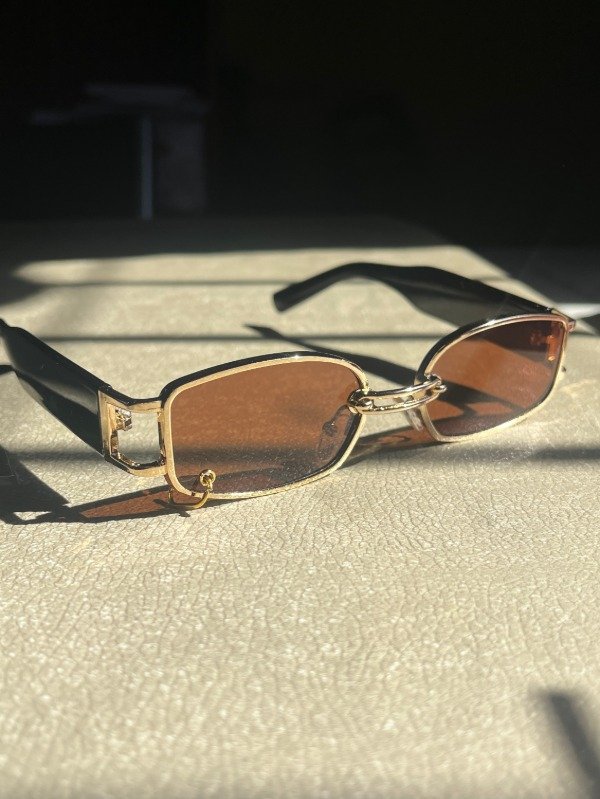 Producto - Lentes Colgantes Marrones Importados