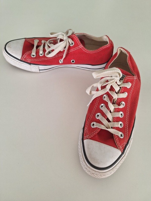 Producto - Zapatillas Converse rojas