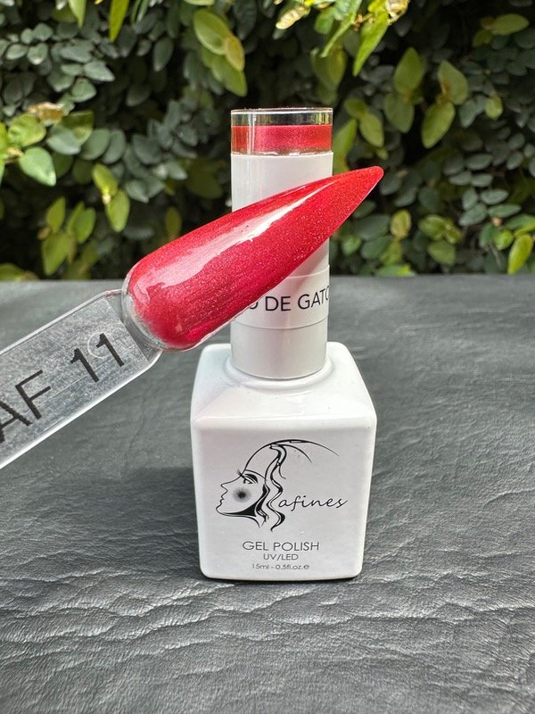 Producto - Esmalte Semi Afines Ojo de gato estilo Coreano 15ml 11