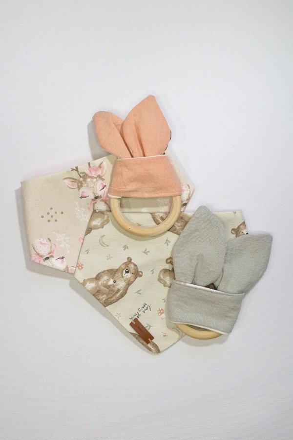 Producto - SET BABERO Y MORDILLO