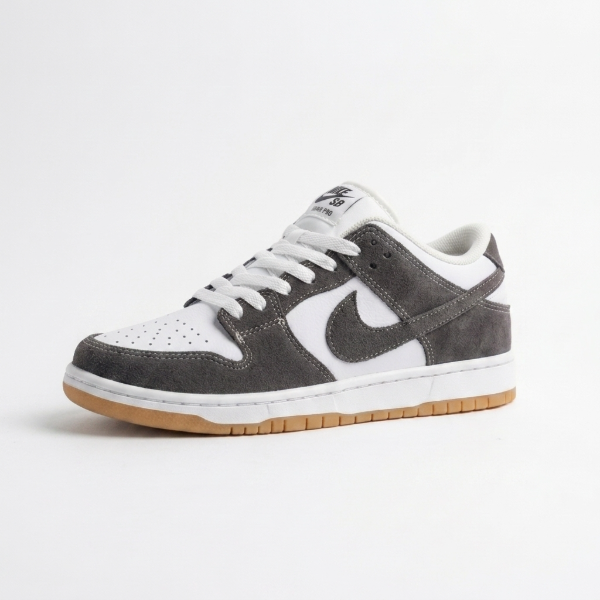 Producto - Nike Dunk Low grey