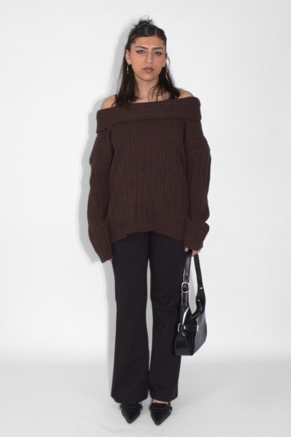 Producto - Sweater Off Shoulder Marrón