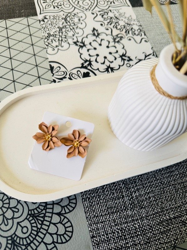 Producto - Aros flor marrón