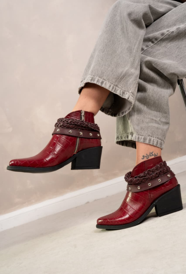 Producto - MARA CUERO