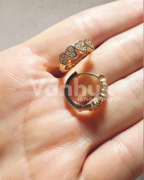 Producto - Aros argolla 4 corazones y strass clip D - 1