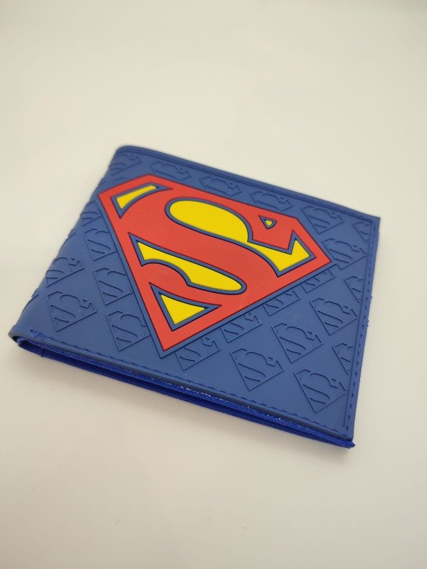 Producto - Billetera engomada Superman Logo chico - DC