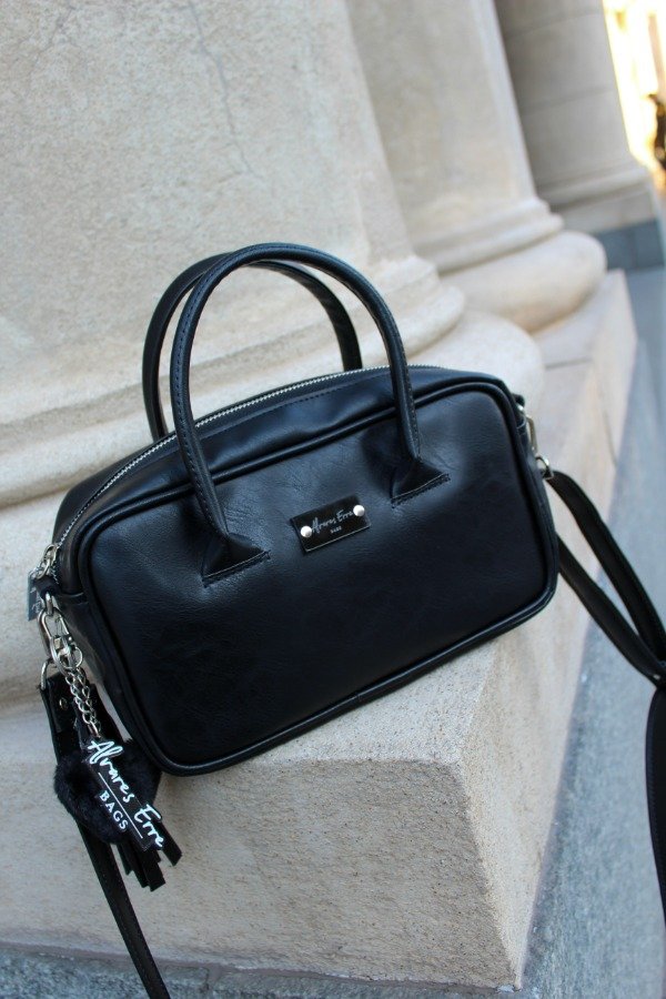 Producto - Cartera Mercedes negro