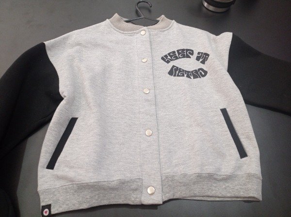 Producto - Campera universitaria