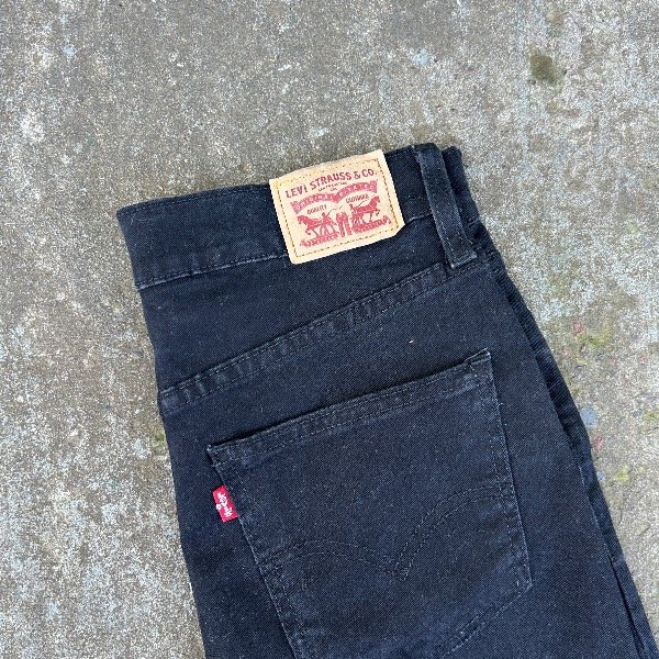Producto - Pollera de jean negra - Levis T24