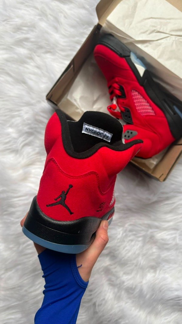 Producto - JORDAN RETRO 5 TORO BRAVO - 2