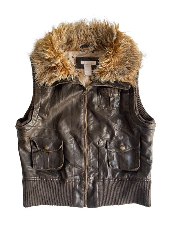 Producto - Chaleco Charlotte Russe T.L