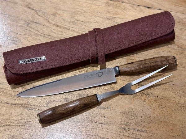 Producto - 270 - Set Parrillero / Trinchar DAGGER Madera - Paño