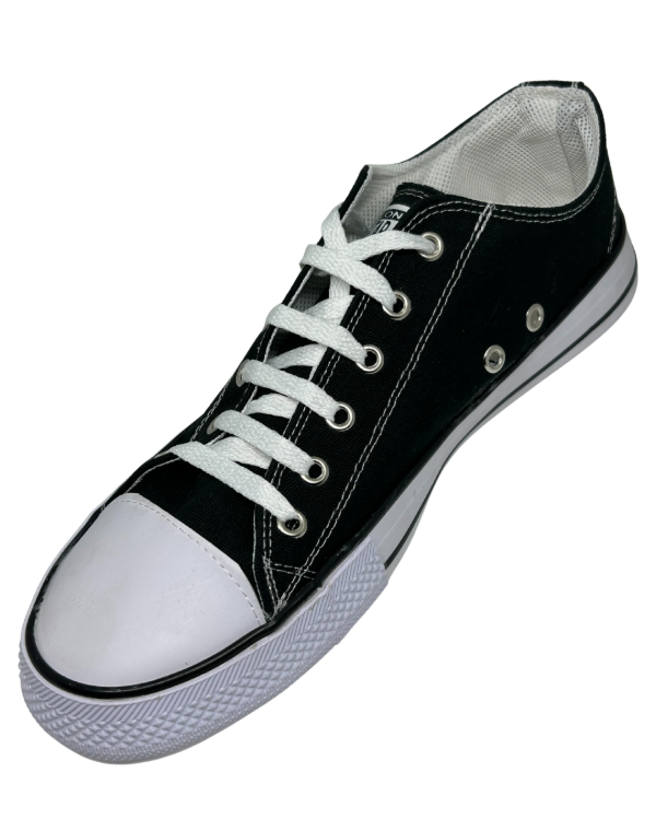 Producto - Zapatilla Negra con Puntera
