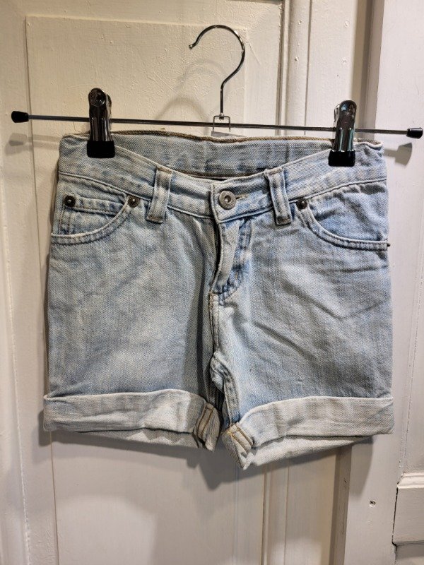 Producto - Short CHEEKY de jean celeste Talle 6 años - PRECIO: 9X