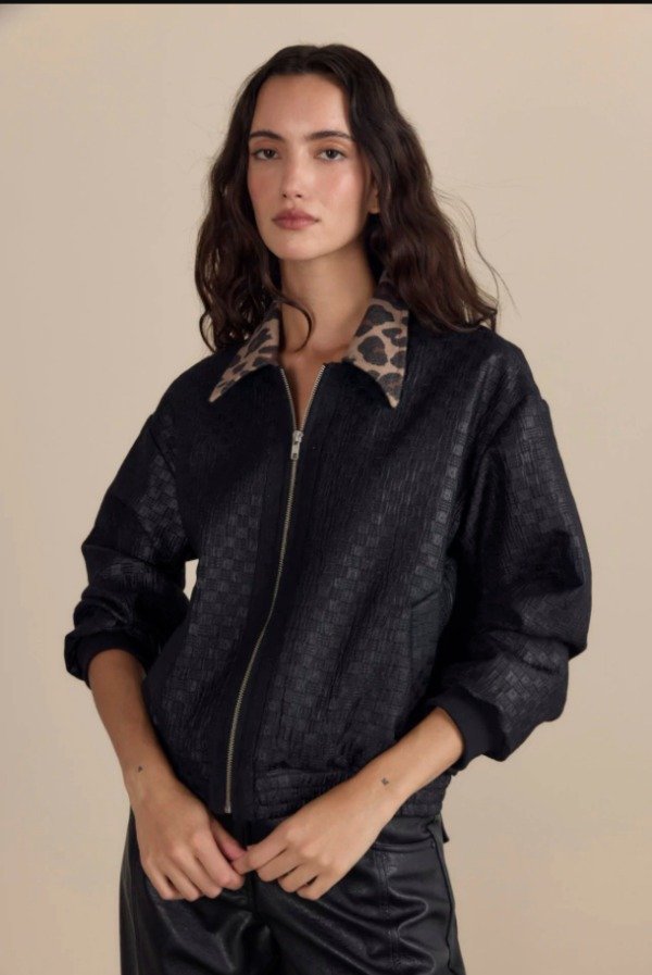 Producto - Campera Triumph