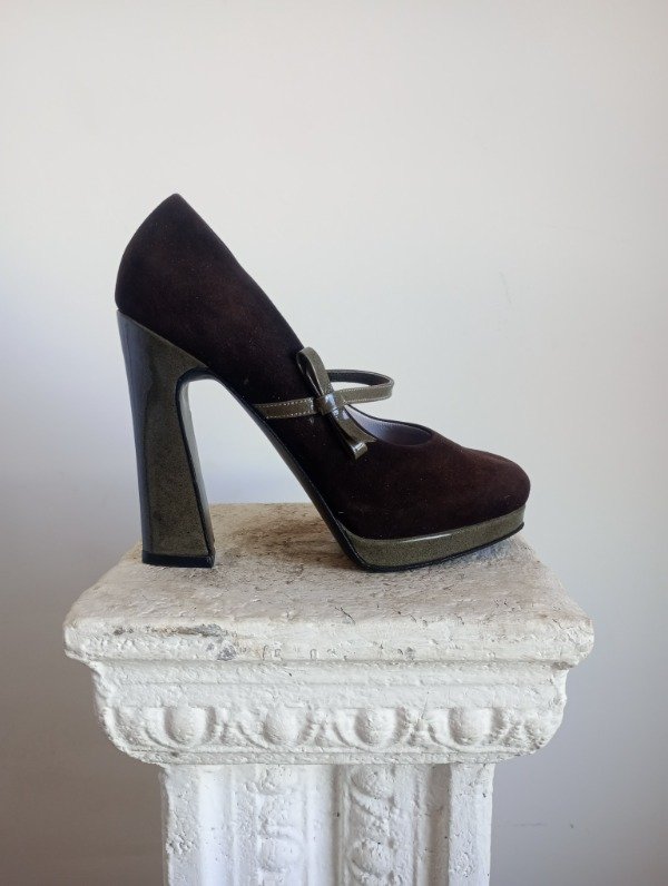 Producto - zapatos de gamuza coquette