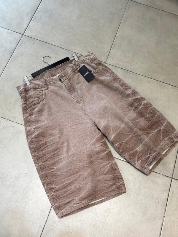 Producto - Bermuda Jean Baggy Bordada